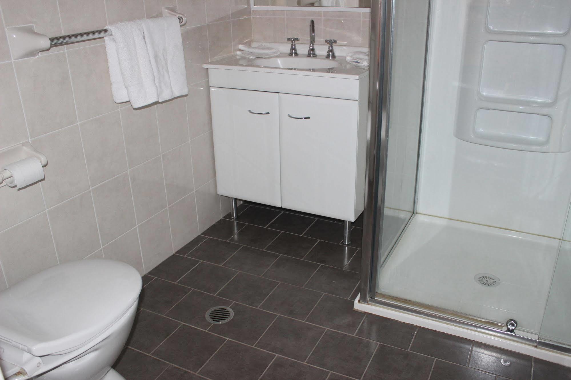 Gardners Inn Hotel Blackheath Bagian luar foto