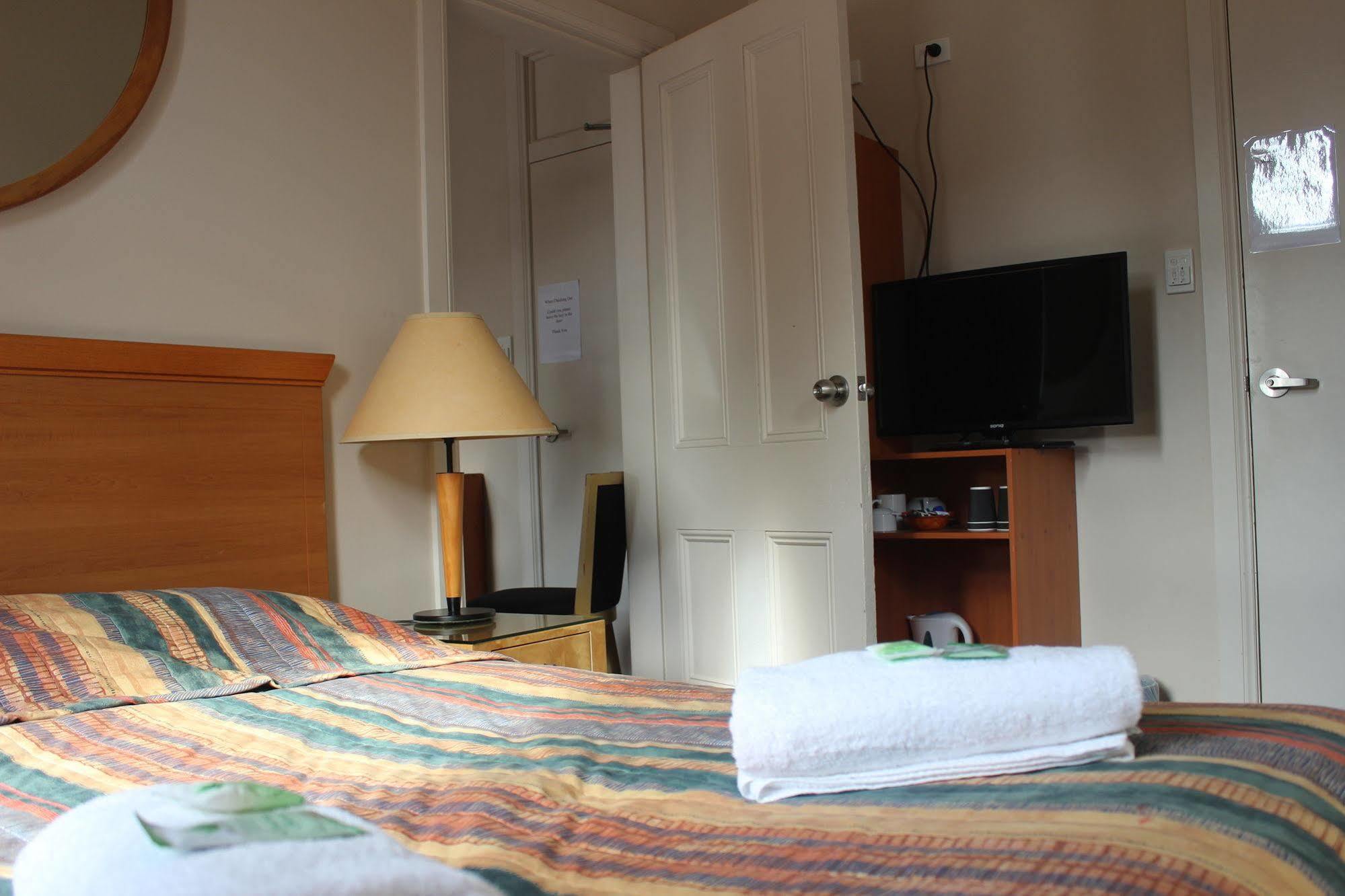 Gardners Inn Hotel Blackheath Bagian luar foto