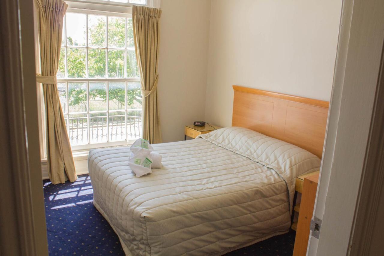 Gardners Inn Hotel Blackheath Bagian luar foto