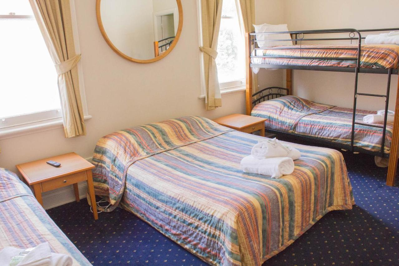 Gardners Inn Hotel Blackheath Bagian luar foto